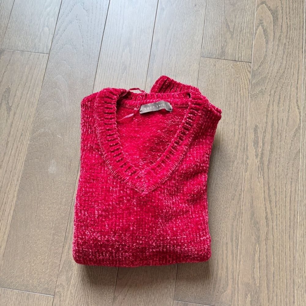 RED SUZY SHIER SWEATER